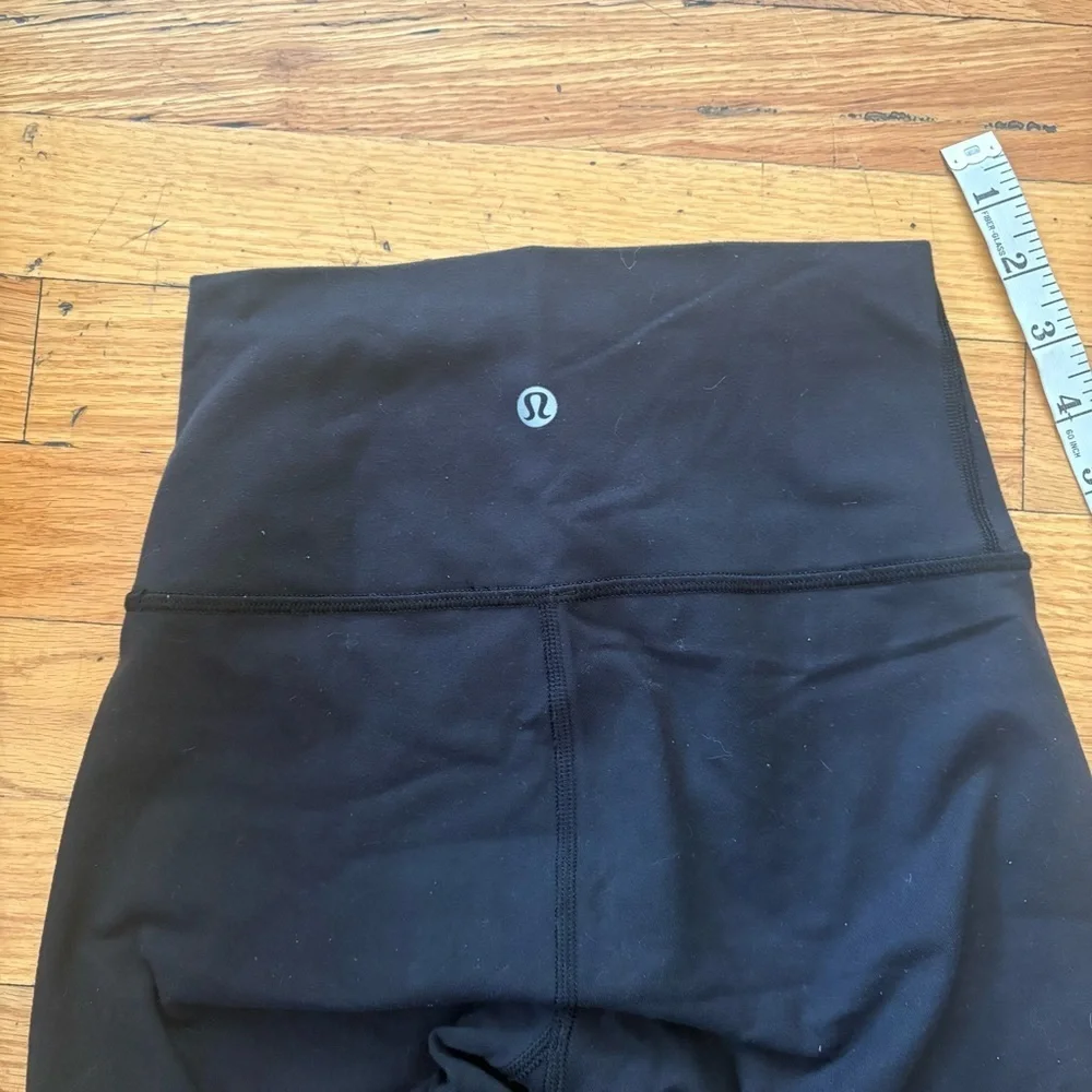 Lululemon Black Wunder HR Tights Size 2
